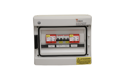 Icierre - Quadri Elettrici - ICR-QDC-02/02-600V-16A SEZIONATORE - 2 Stringhe IN 2 OUT - 2 Portafusibili con fusibili 32A 1000V 2 Sezionatori 600V - 2 Scaricatori 600V - Morsettiere Ingr./Uscita - Box IP 65 18Mod. - Etichette identificazione componenti esterni su binari plastificati